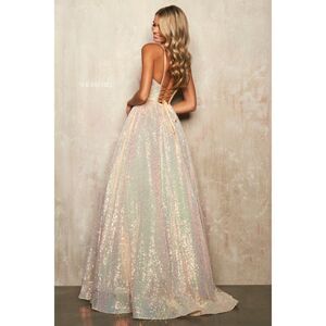 10309 NWT Size 2 Sherri Hill ball gown sweetheart neckline lace up sequin gold